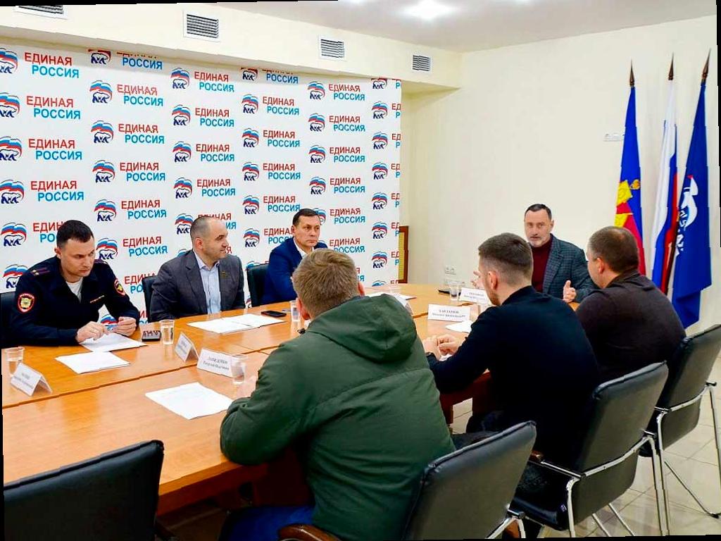 В Сочи обсудили проблему незаконных свалок мусора