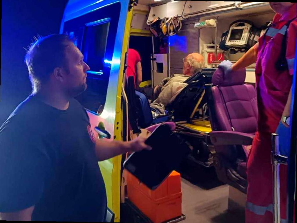 Пенсионеру в лесу потребовалась помощь ночью в Сочи