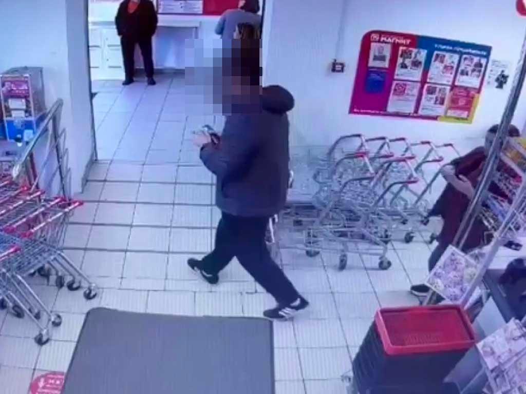 В Сочи сотрудница магазина помешала «шоколадному грабителю»