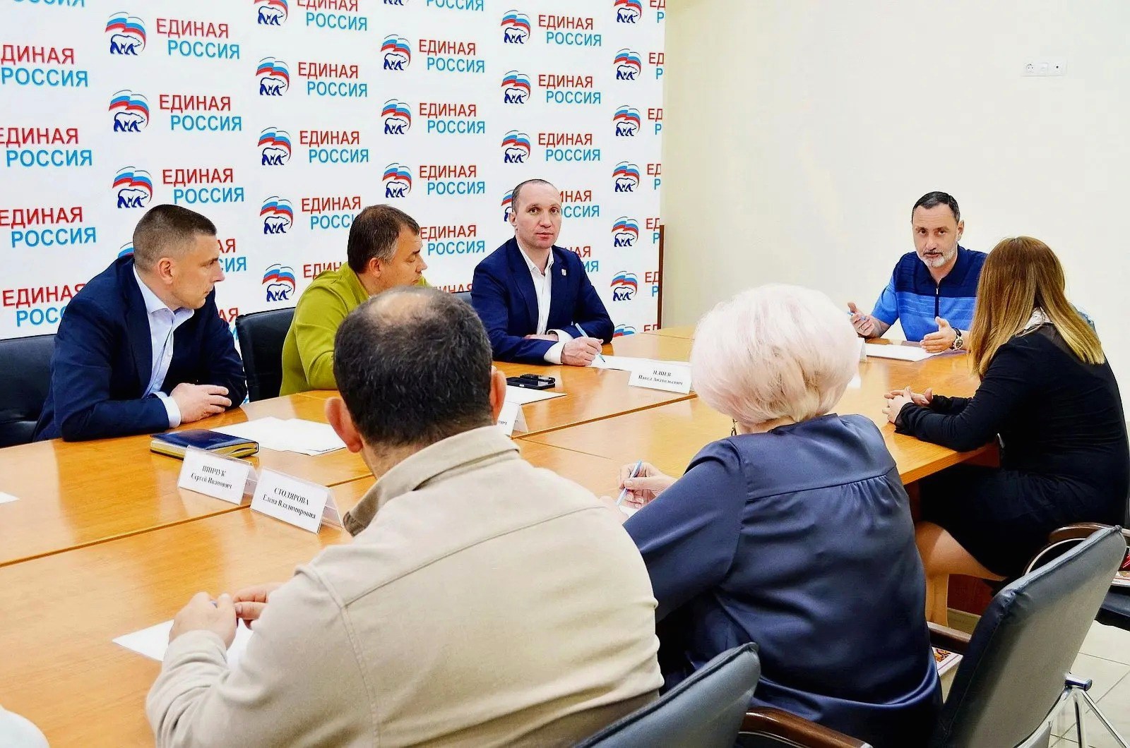 Депутат ЗСК Виктор Тепляков провёл приём граждан в ТОС «Новосочинский