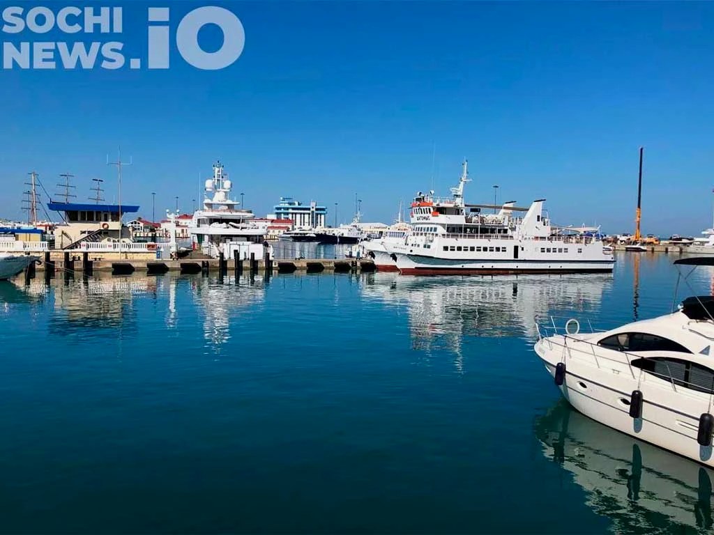 Возобновлено морское сообщение между Сочи и Геленджиком