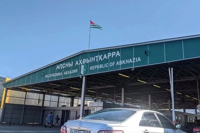 Чистота и температура морской воды в Сочи подтвердились проверками