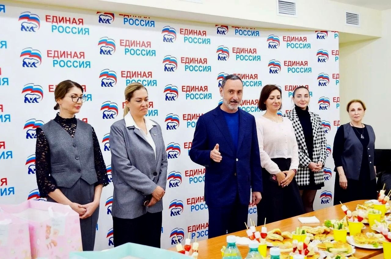 Депутат ЗСК Виктор Тепляков отметил День защиты детей с семьями участников СВО