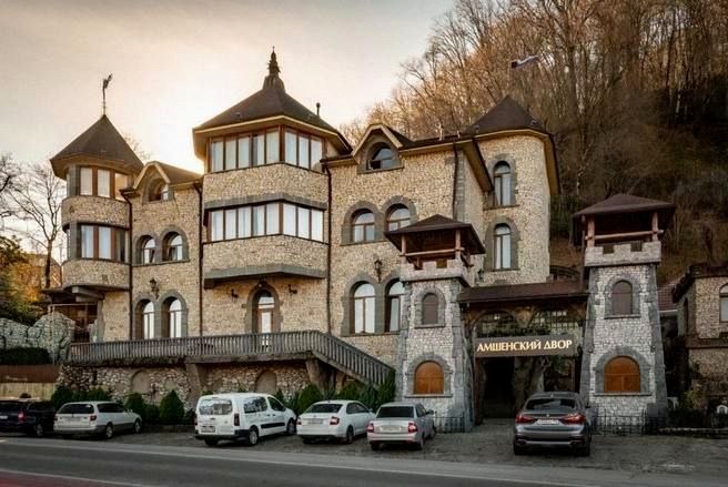 Прокуратура требует сноса ресторана «Амшенский двор» в Сочи