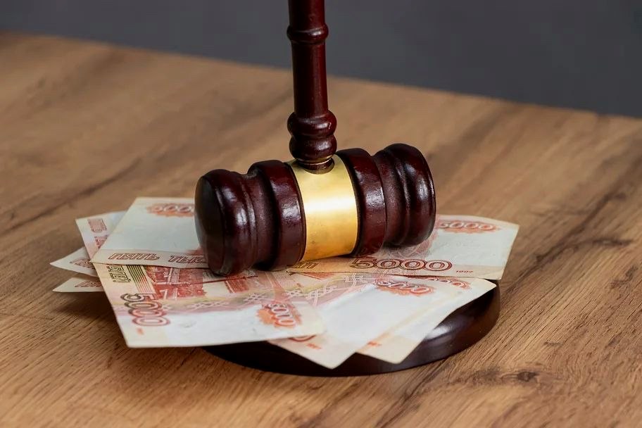 Штраф за надписи на купюрах в Сочи